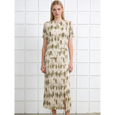 批发三宅夏季外贸圆领印花碎花褶皱优雅休闲套装女裙修身百搭大码女装