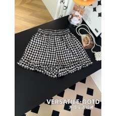 批发韩系格纹木耳花边宽松阔腿短<b class='q'>裤</b>女百搭ins设计感休闲短<b class='q'>裤</b>热<b class='q'>裤</b>