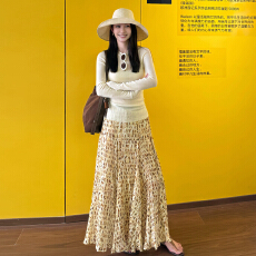 批发休闲温柔圆领正肩长袖针织修身打底衫女时尚高腰独特<b class='q'>印花</b>半身伞裙