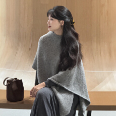 批发法式斗篷披肩灰色针织连衣裙子女秋冬2025气质小香风千金冬装套装