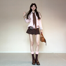 批发秋冬穿搭套装女巨好看韩系学院风麻花假两件针织衫毛衣<b class='q'>百褶</b>短裙子