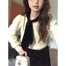 韩系减龄搭配一整套2025新款冬季时尚高级感蝴蝶结内搭连衣裙子女