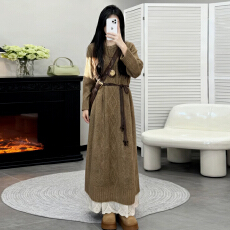 批发韩系复古慵懒风针织毛衣<b class='q'>连衣裙</b>子女秋冬2025新款宽松显瘦麻花长裙