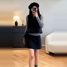 批发秋冬季韩系穿搭短裙套装2025新款巨好看的冬装小个子连衣裙子女装