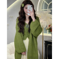 春季新款绿色针织开衫花朵吊带连衣裙子女2026超火一整套长裙套装