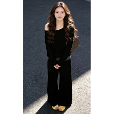 批发巨好看的黑色长袖<b class='q'>卫衣</b><b class='q'>连衣裙</b>子女2026年新款早春韩系穿搭一整套装