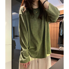 批发早春韩系复古条纹长袖绿色T恤女2026新款宽松打底衫设计感上衣夏