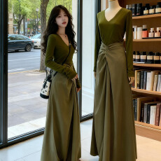 批发韩系巨好看ootd穿搭一整套早春2026新款绿色长袖<b class='q'>连衣裙</b>女两件套装