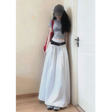 批发2026新款巨好看白色半身<b class='q'>连衣裙</b>女装夏季小个子多巴胺穿搭套装长裙