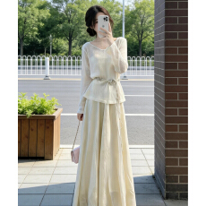 批发早春独特漂亮法式套装连衣裙子女夏2026新款超火巨好看<b class='q'>长裙</b>一整套