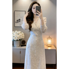 早春季法式温柔风白色蕾丝连衣裙子女夏2026新款绝美漂亮收腰长裙