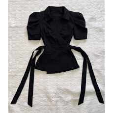 批发黑色绑带收腰短袖衬衫女夏季2026新款巨好看法式泡泡袖设计感上衣