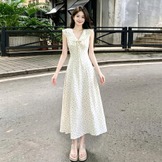 批发法式独特漂亮绝美波点<b class='q'>连衣裙</b>女夏季2026爆款翻领蝴蝶结设计感长裙