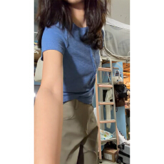批发韩系圆领短袖t恤女夏季独特漂亮气质修身显瘦纽扣<b class='q'>针织衫</b>减龄上衣