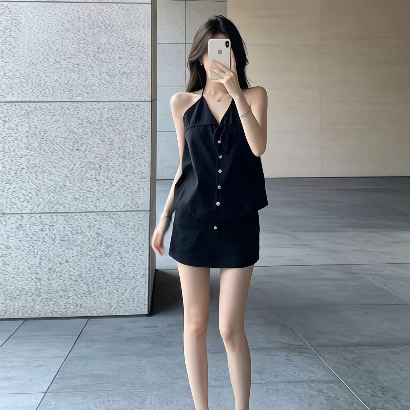 夏日韩系绝美黑色挂脖吊带连衣裙子女夏季新款辣妹风短裙套装  服裝批發女裝批發服飾貨源