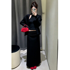 批发高级感穿搭一整套黑色针织毛衣连衣裙子女秋冬季2026新款套装<b class='q'>长裙</b>