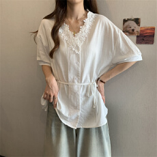 批发大码实拍 2026新款高级感钩花木耳边V领正肩短袖系带收腰衬衫上衣