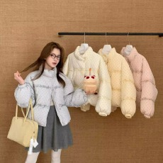 批发2025冬季新款保暧时尚<b class='q'>羽绒服</b><b class='q'>中长款</b>潮流品质欧美范