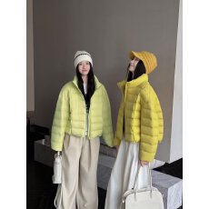 批发2025新款排骨羽绒服面料100%锦纶里料100%锦纶白鸭绒 绒子含量90%