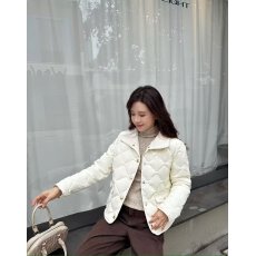 批发羽绒服 高品质保暧性强短款潮流设计师款加厚舒适透气羽绒服