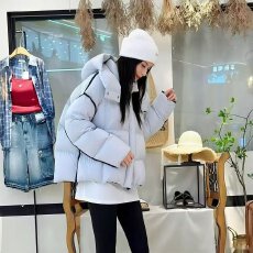 批发羽绒服 连帽高品质保暧性强短款潮流设计师款加厚舒适透气羽绒服