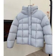 批发羽绒服 短款连帽高品质保暧性强时尚潮流加厚舒适透气