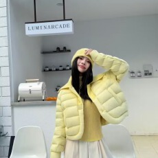 批发新国际90绒2025冬季新款保暧时尚羽绒服中长款潮流品质欧美范