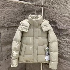 批发新国际90绒2025<b class='q'>冬</b>季新款保暧时尚羽绒服中长款潮流品质欧美范