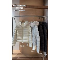 批发2026<b class='q'>冬</b>新款狐狸毛领白鸭绒保暖羽绒服时尚潮流前线街头