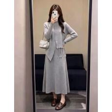 大码女装秋冬新款温柔流苏针织连衣裙+毛衣背心马甲显瘦两件套