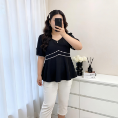 批发胖mm新款女装2026夏季新款V领短袖T恤女收腰气质遮肚显瘦大码上衣