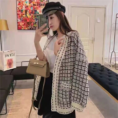 批发小香风外套女<b class='q'>秋</b>冬网红宽松慵懒风毛衣外穿春<b class='q'>秋</b>季韩版格子针织开衫