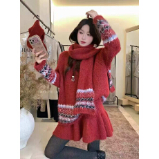 批发新款新年红2026新款毛衣蝴蝶慵懒宽松<b class='q'>甜美</b>上衣+短裙+围巾三件