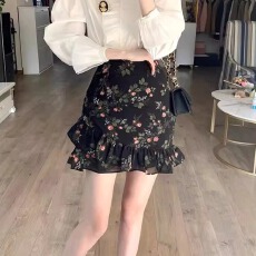 批发原版做法<b class='q'>碎花</b>半身裙不规则荷叶边短裙女显瘦遮胯A字鱼尾裙子