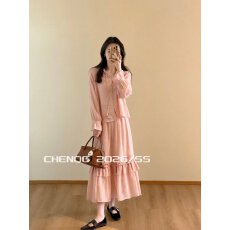 批发松弛感温柔风橘粉色polo领衬衫两件套不规则半身裙套装