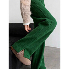 批发点点2025秋冬新款<b class='q'>复古</b>垂感休闲气质百搭绿色开叉垂感针织阔腿裤女