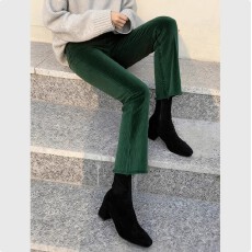 批发2025独特超好看墨绿色灯芯绒九分裤子女冬季垂坠感窄版休闲微辣裤