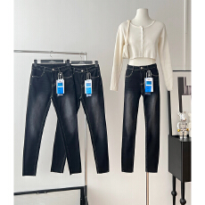 批发<b class='q'>韩国</b>时尚新款gusee*复古水洗黑色牛仔修身<b class='q'>小脚裤</b>女提臀紧身九分裤