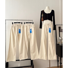 批发米白色加绒微喇<b class='q'>牛仔裤</b>女2025秋冬新款显瘦垂感不贴腿<b class='q'>直筒</b>喇叭裤子