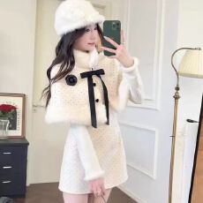 批发波点改良<b class='q'>旗袍</b> 斗篷披肩两件套