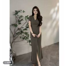 批发高冷御姐风<b class='q'>连衣裙</b>女2026夏季新款V领修身高腰显瘦性感<b class='q'>开叉</b>长裙子