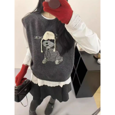 批发2025秋冬新款立体帽子卡通小狗卫衣马甲+内搭T恤时尚洋气两件套女