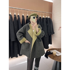 批发<b class='q'>甜美</b>可爱学院风小个子好搭AB双面色兔耳朵帽子宽松中长款羊毛外套
