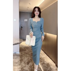 批发网红新款2026春季时尚气质<b class='q'>长裙</b><b class='q'>包臀</b>连衣裙