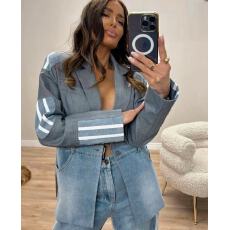 批发韩版新款设计感时尚女性<b class='q'>牛仔</b>拼布秋季小众缺口领单扣西装