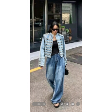 批发欧货复古宫廷风排扣装饰<b class='q'>长袖</b>上衣2026秋季时尚立领短款<b class='q'>外套</b>潮