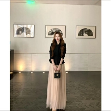 批发亚曼庄园秋季新款韩系高级感气质收腰显瘦西装<b class='q'>外套</b>+网纱半裙