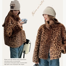 批发欧韩环保毛绒豹纹皮毛一体宽松加绒大码<b class='q'>女装</b>外套保暖外套女