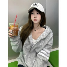 批发薄款刺绣印花纯棉华棉复合欧韩时尚设计感新款上衣<b class='q'>卫衣</b><b class='q'>女</b>