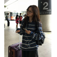 批发美式复古宽松条纹圆领长袖<b class='q'>t</b><b class='q'>恤</b>女春秋松弛感百搭学院风欧韩设计新